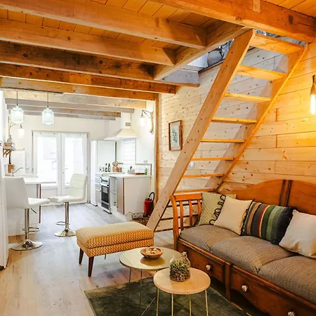 La Muscardine Avec * Nuaille-d'Aunis