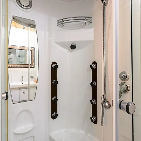 La Muscardine Avec Hébergement de vacances